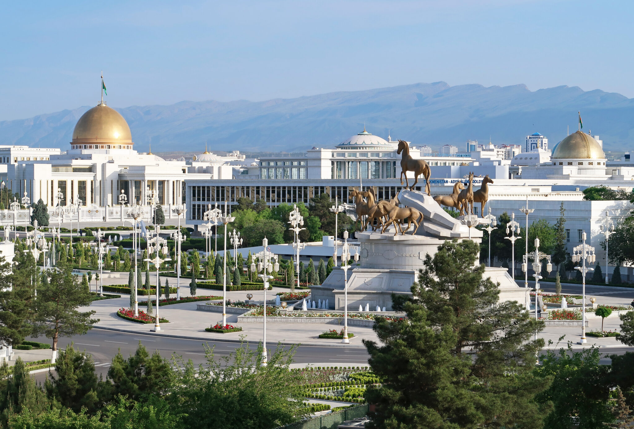 Ein Blick auf Aschgabat, die Hauptstadt Turkmenistans