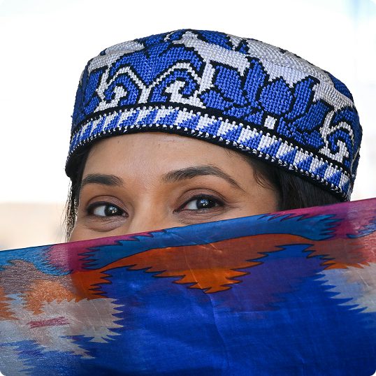 turkmenische Frau mit dem Tuch